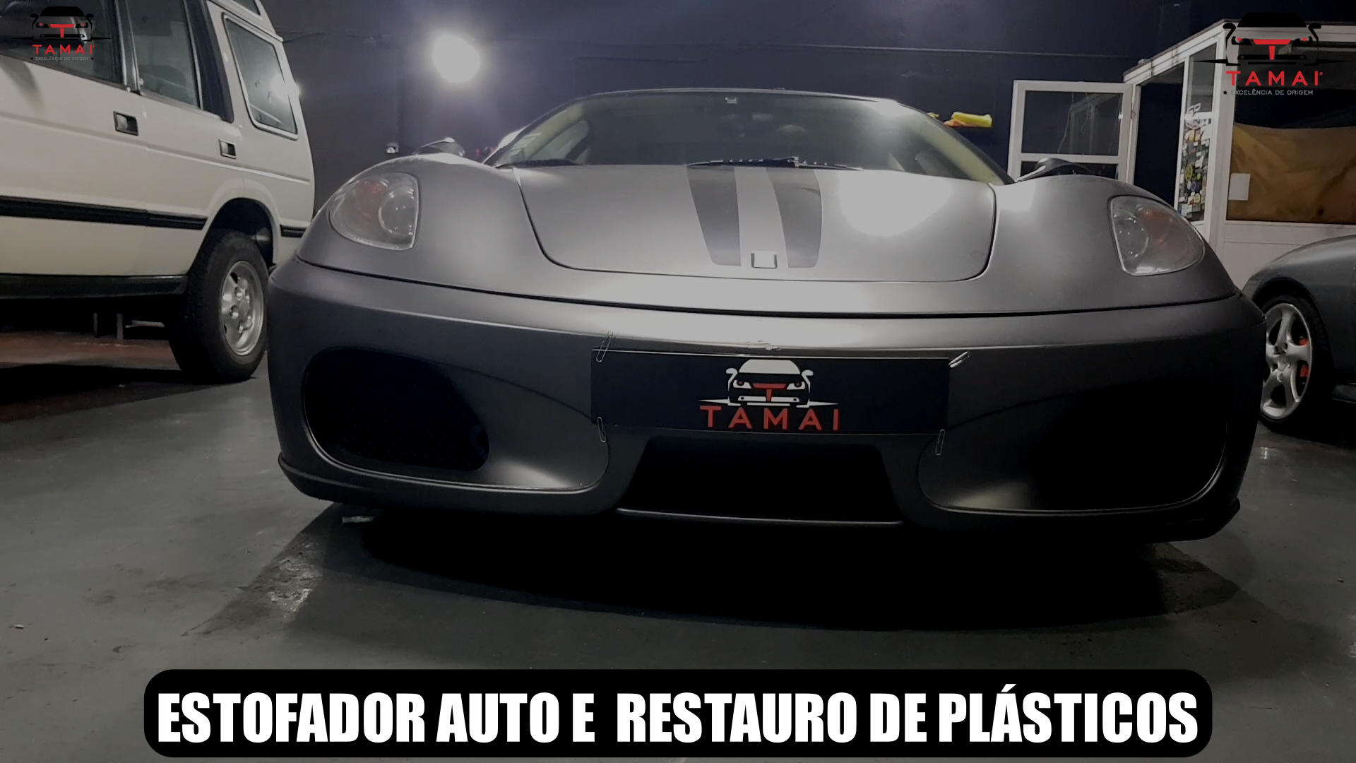 Ferrari - estofador e restauro de plásticos